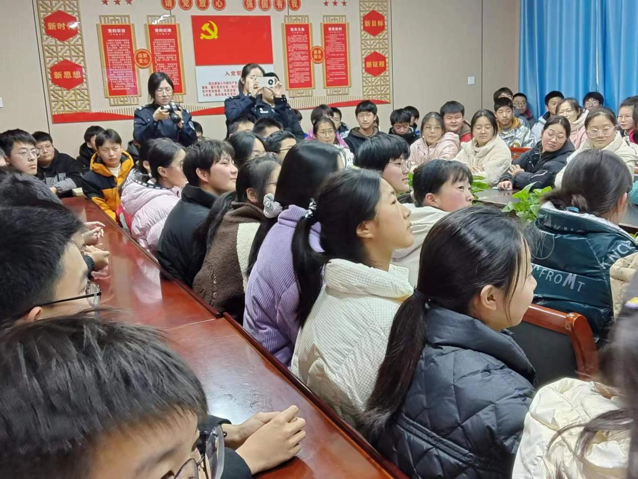 1682094296191159.jpg 1682094296191159.jpg