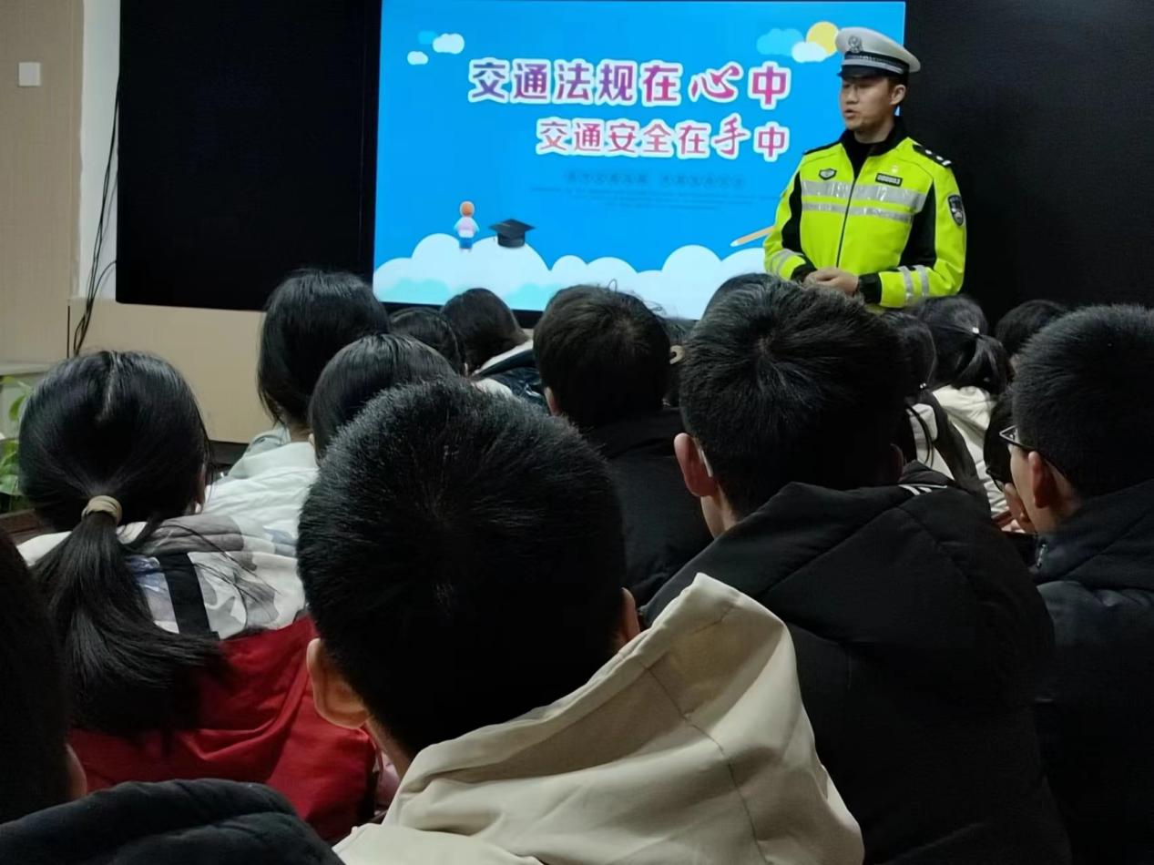 1682094296500920.jpg 1682094296500920.jpg